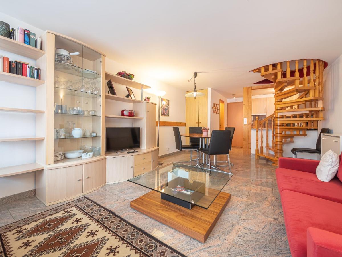 Appartement Haus Tarbey à Loèche-les-Bains Extérieur photo